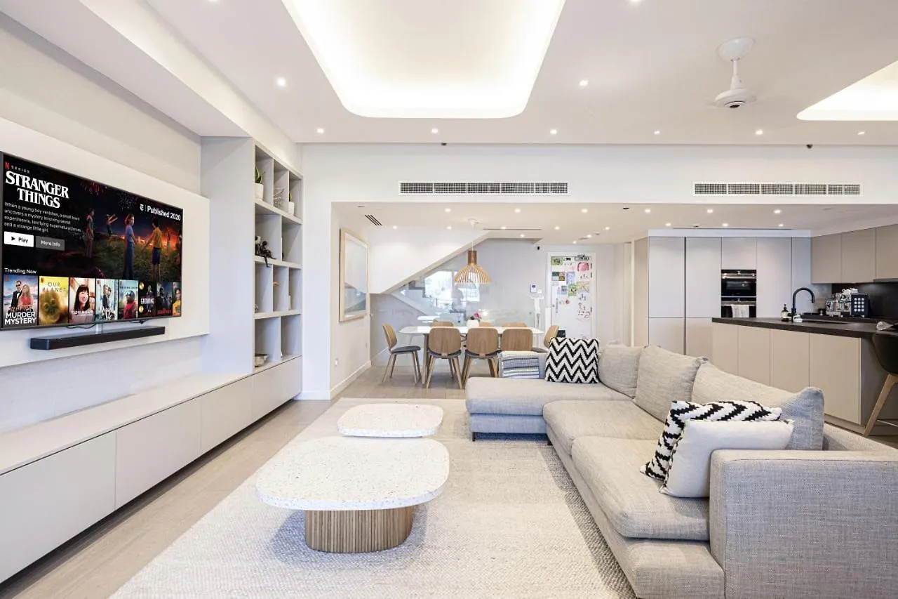 Palm Townhouse With Atlantis Views, Palm Jumeirah Dubai 0*,